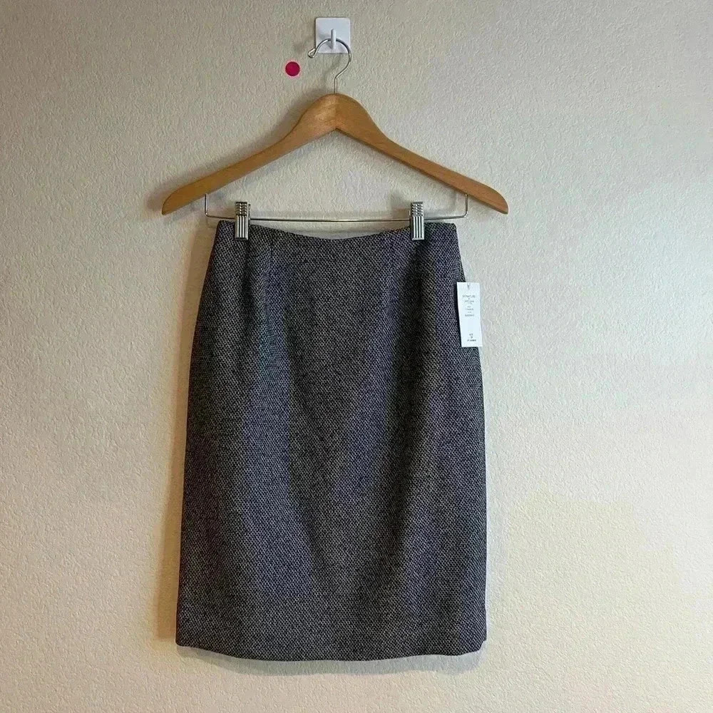 signature by Larry Levine gray skirt ‎ 2P